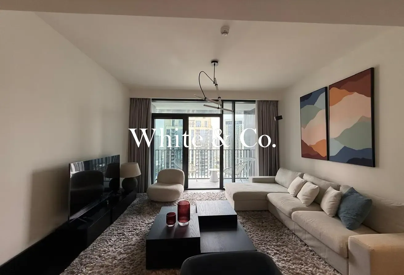 One Bed | Vacant | Negotiable | High Floor