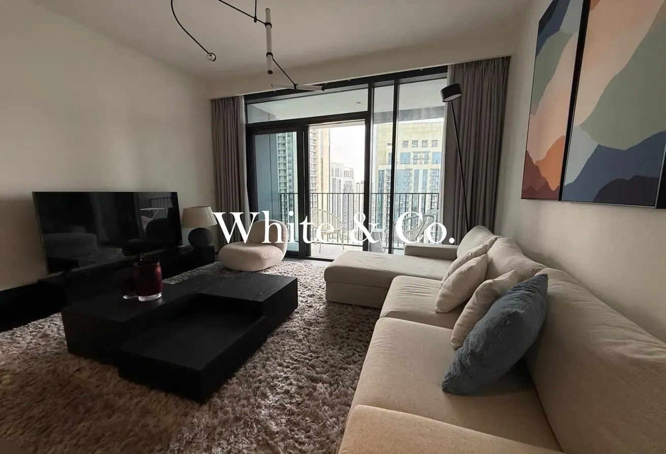 One Bed | Vacant | Negotiable | High Floor