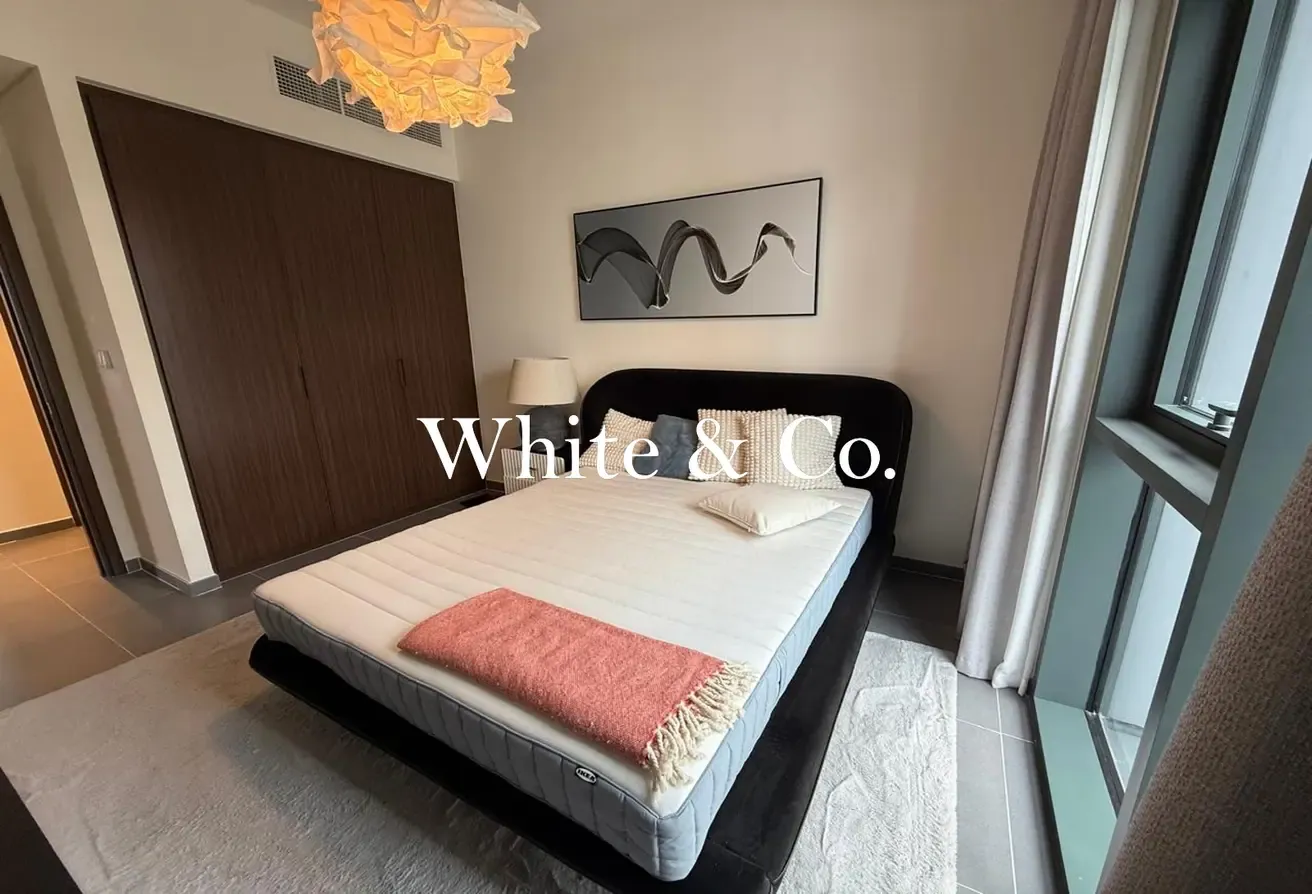 One Bed | Vacant | Negotiable | High Floor
