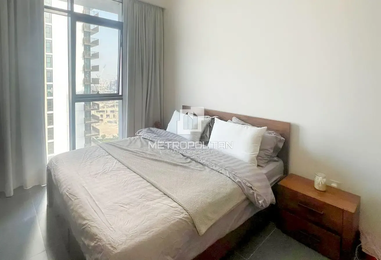 Big Layout | High Floor | Creek View | Unfurnished