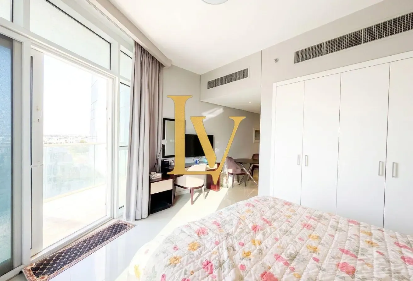 Ready to Move | Furnished | Golf View | Large Size