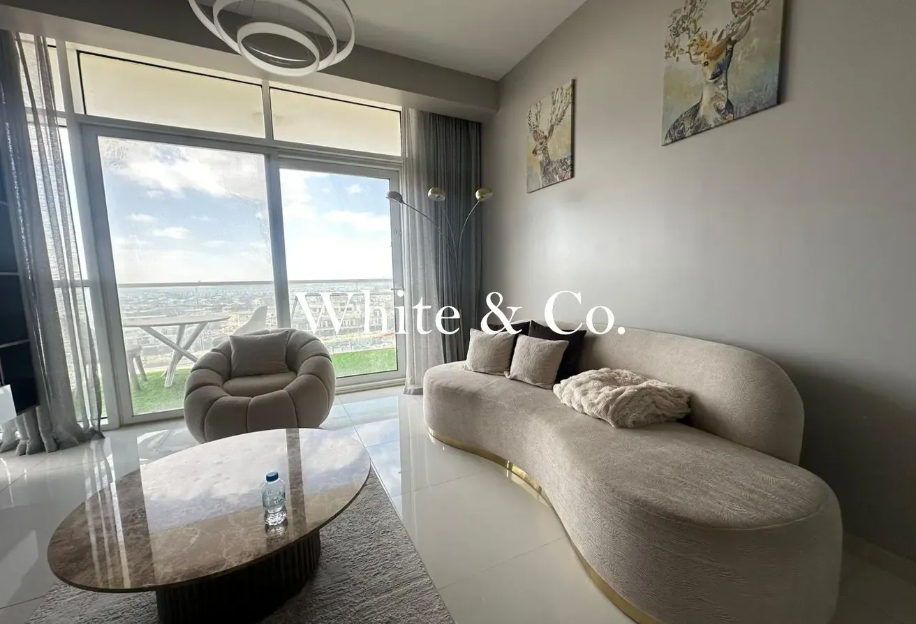Upgraded | Vacant 1BR | Fully Furnished