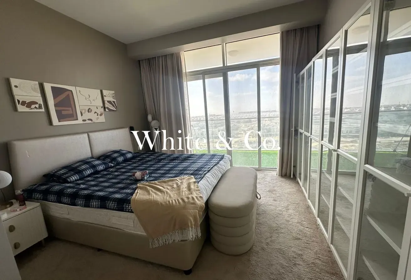 Upgraded | Vacant 1BR | Fully Furnished