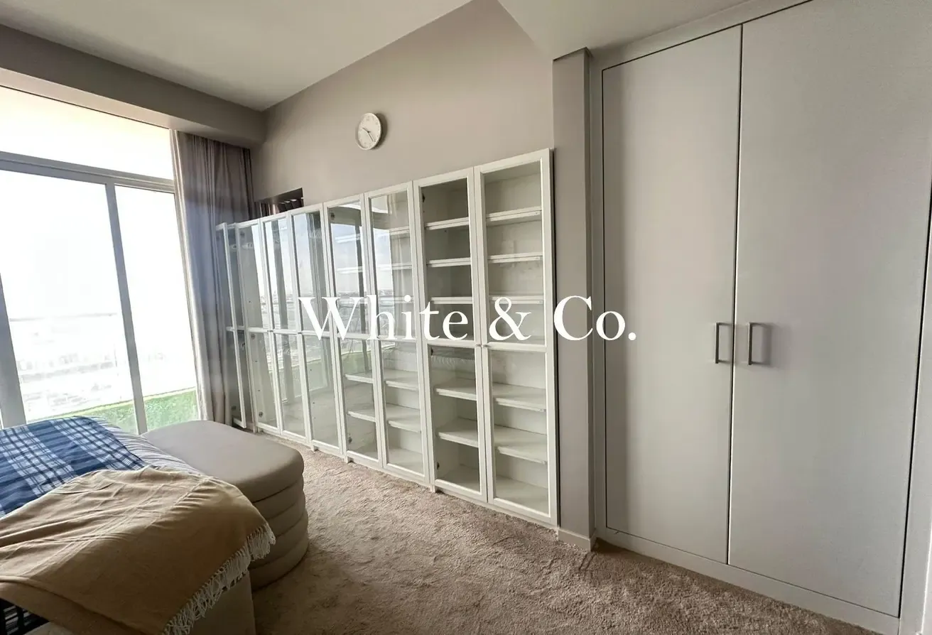 Upgraded | Vacant 1BR | Fully Furnished