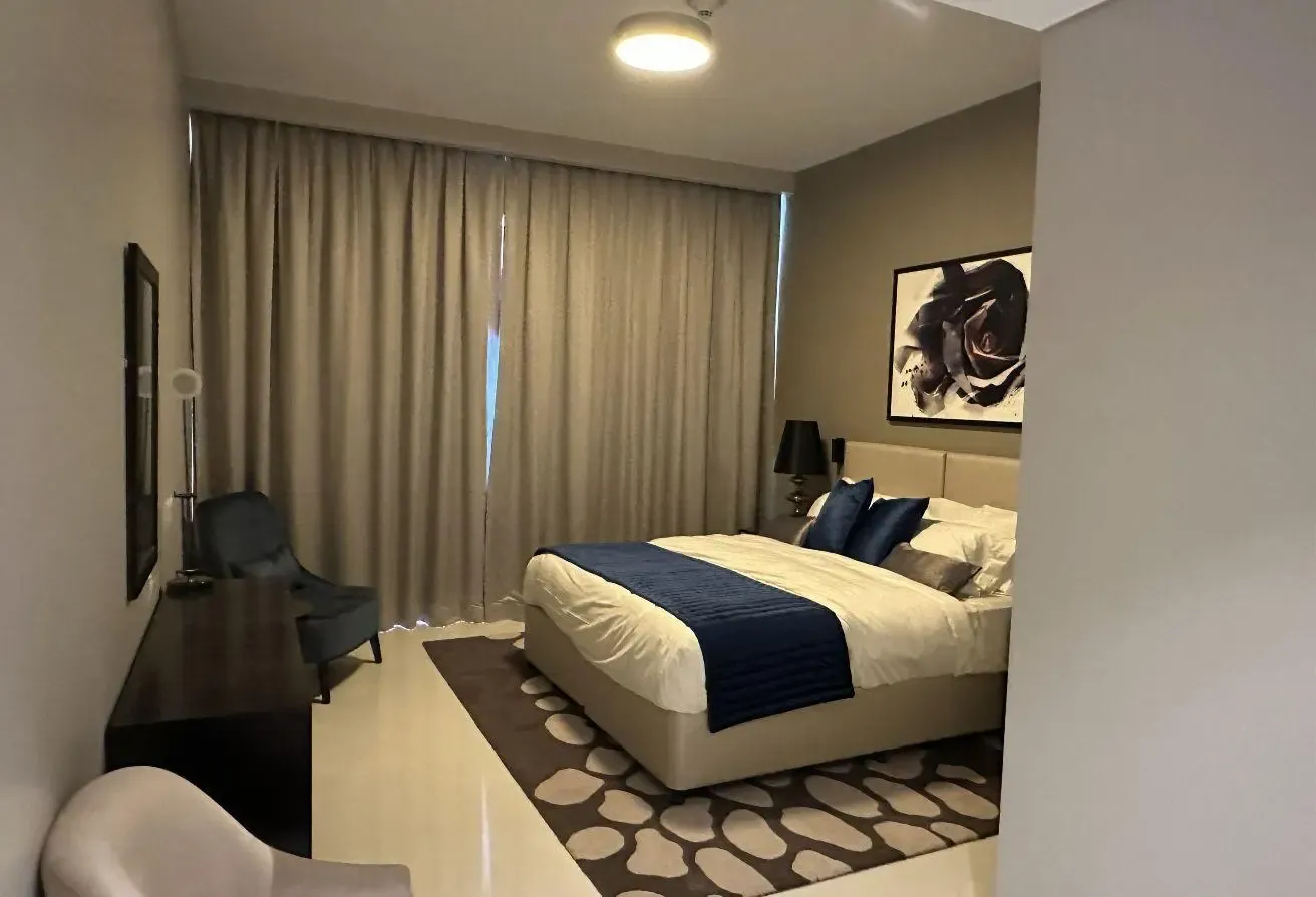 Golf Course I Furnished | Vacant