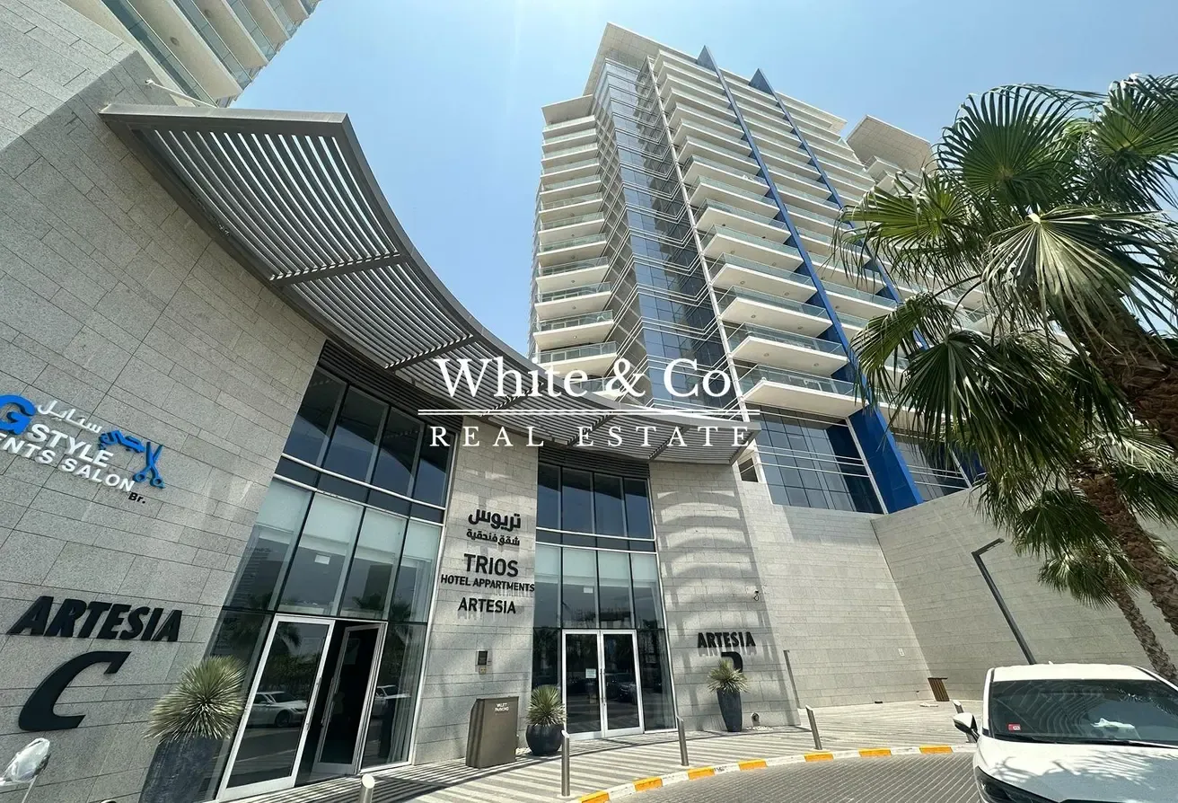 Family Home | High Floor |  Golf Views