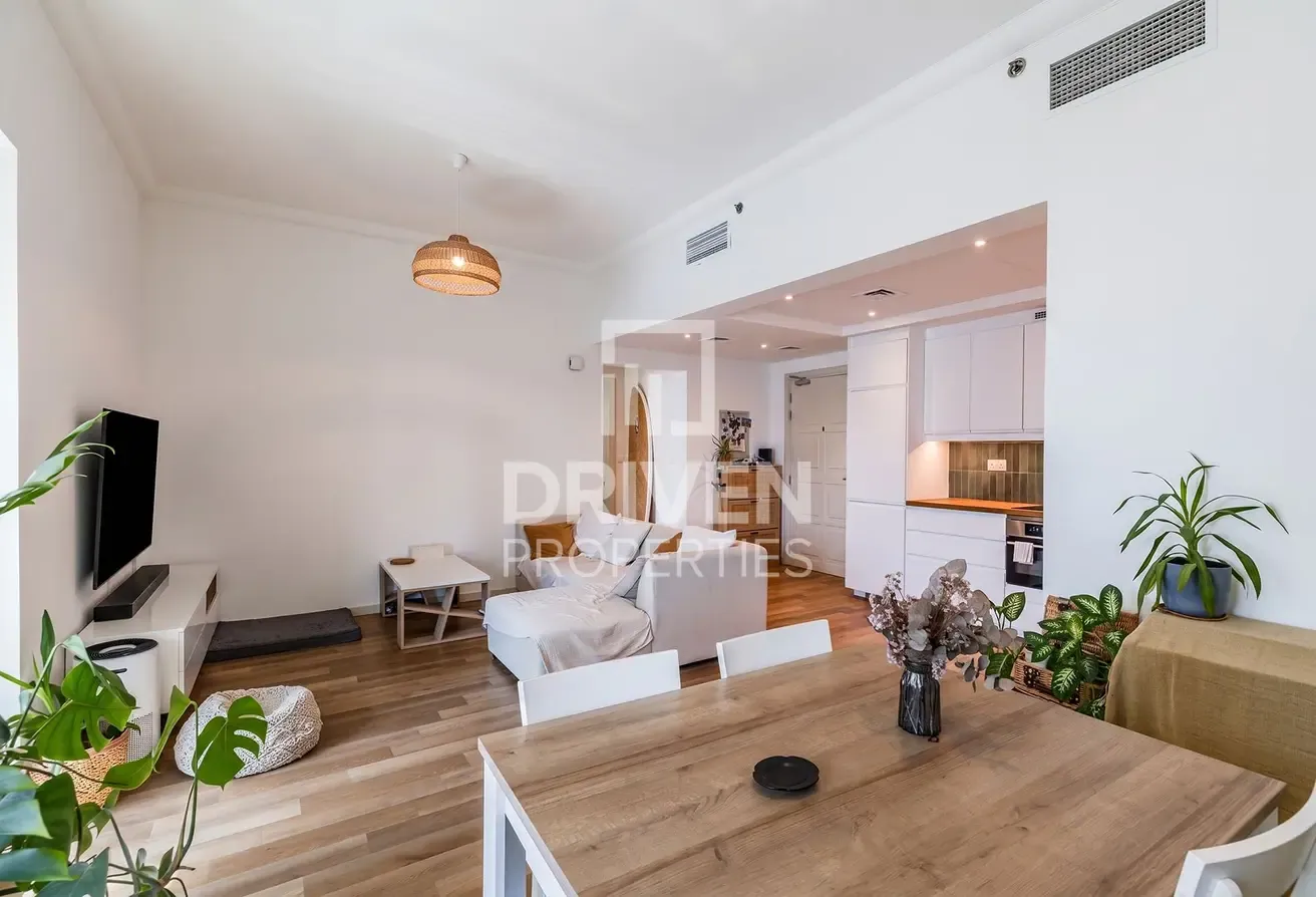 Exclusive | Upgraded Unit | Canal View | VOT