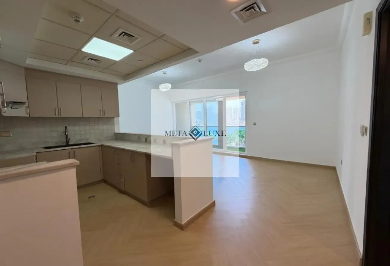 Upgraded, Canal View, Low Floor, Vacant