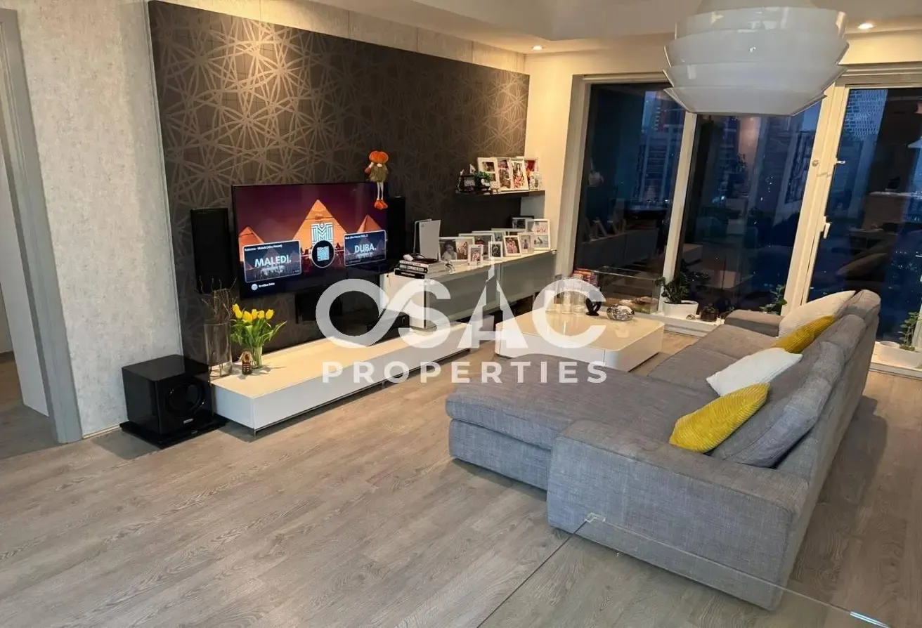 Fully Furnished | High Floor | Canal View