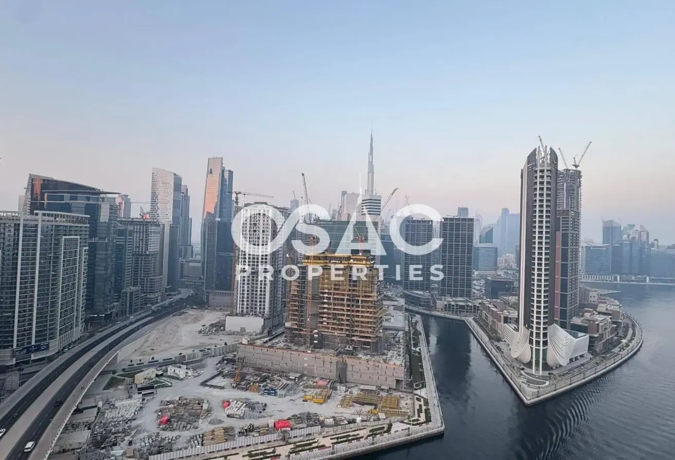 Fully Furnished | High Floor | Canal View