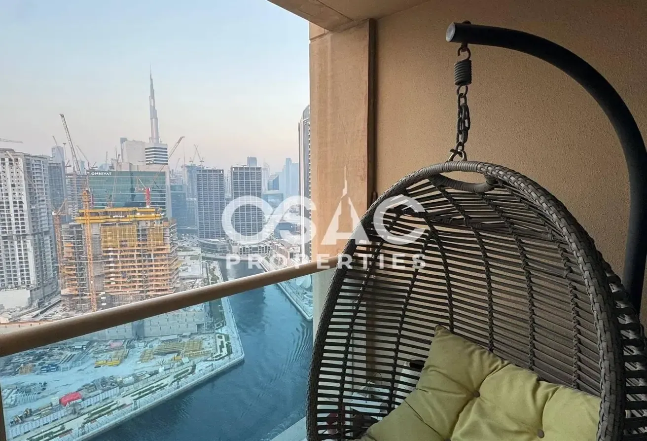 Fully Furnished | High Floor | Canal View