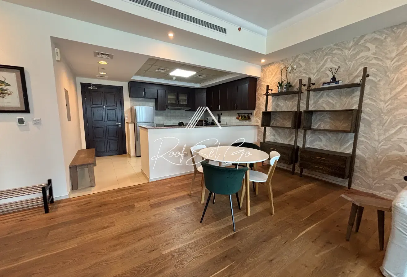 Upgraded Fully Furnished | Canal Views | Rented