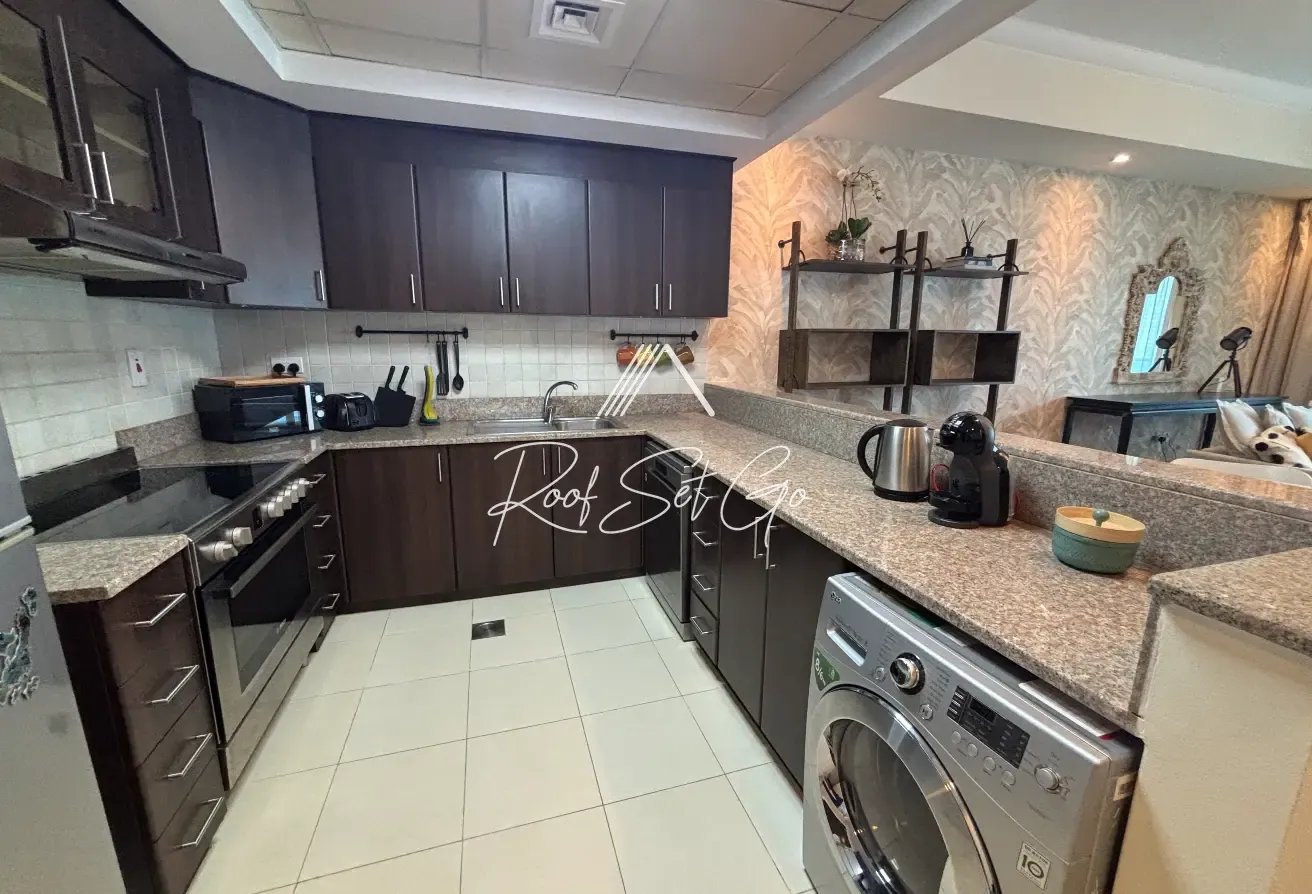 Upgraded Fully Furnished | Canal Views | Rented