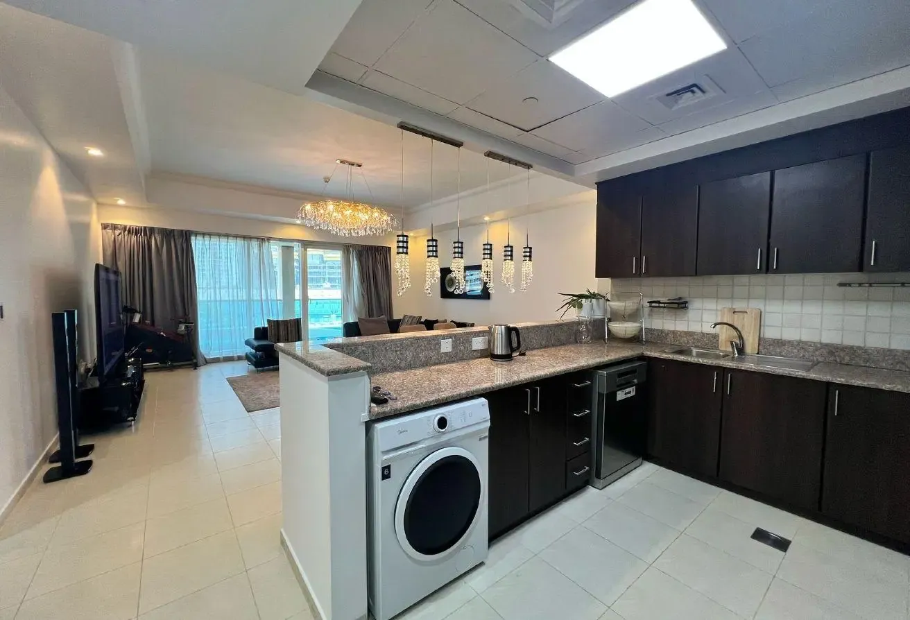 Canal view | Near metro | Spacious 1 bed