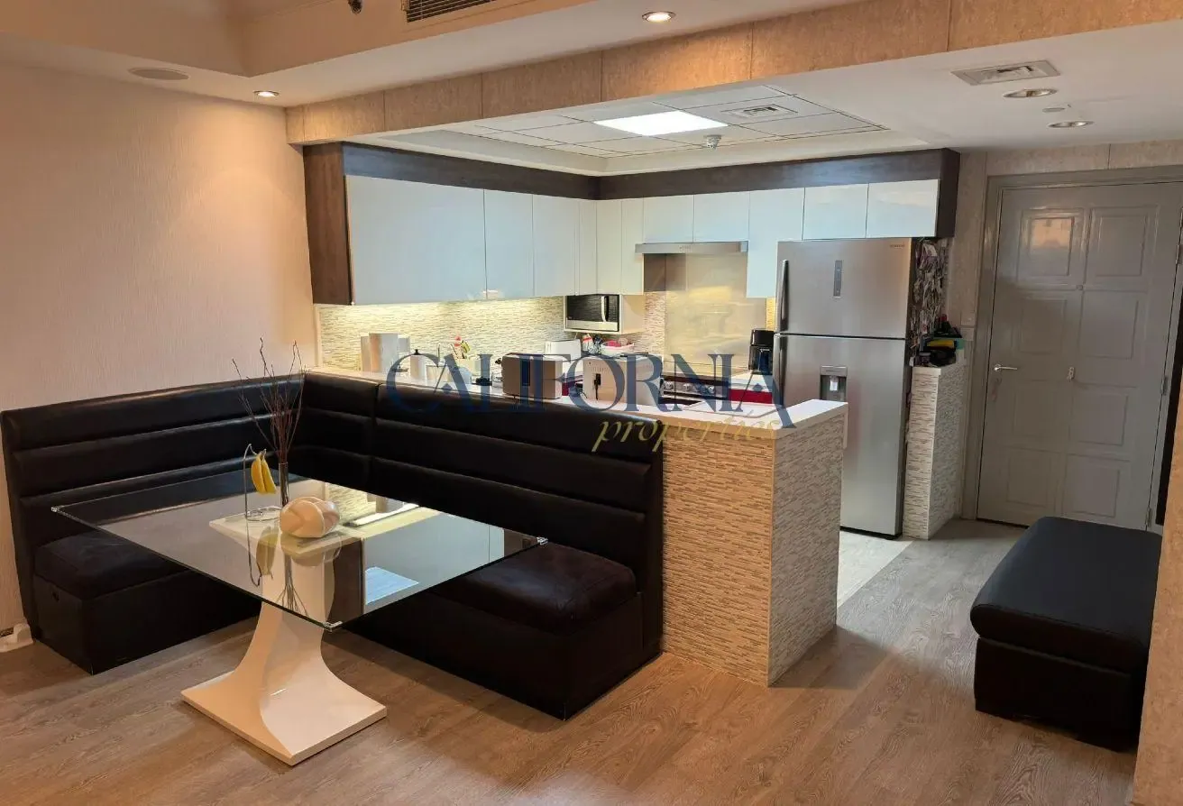 Fully Furnished | High Floor | Canal View