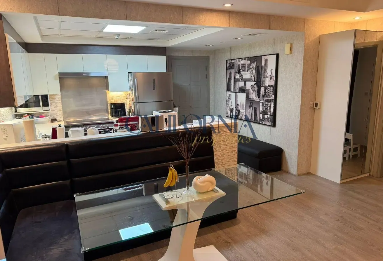 Fully Furnished | High Floor | Canal View