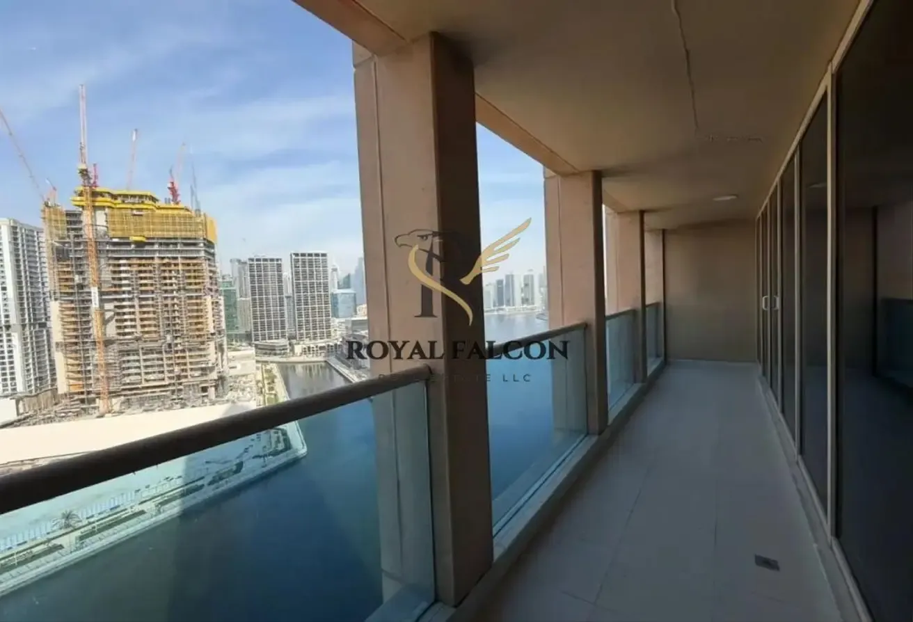 CANAL VIEW |UNFURNISEHD| GOOD DEAL