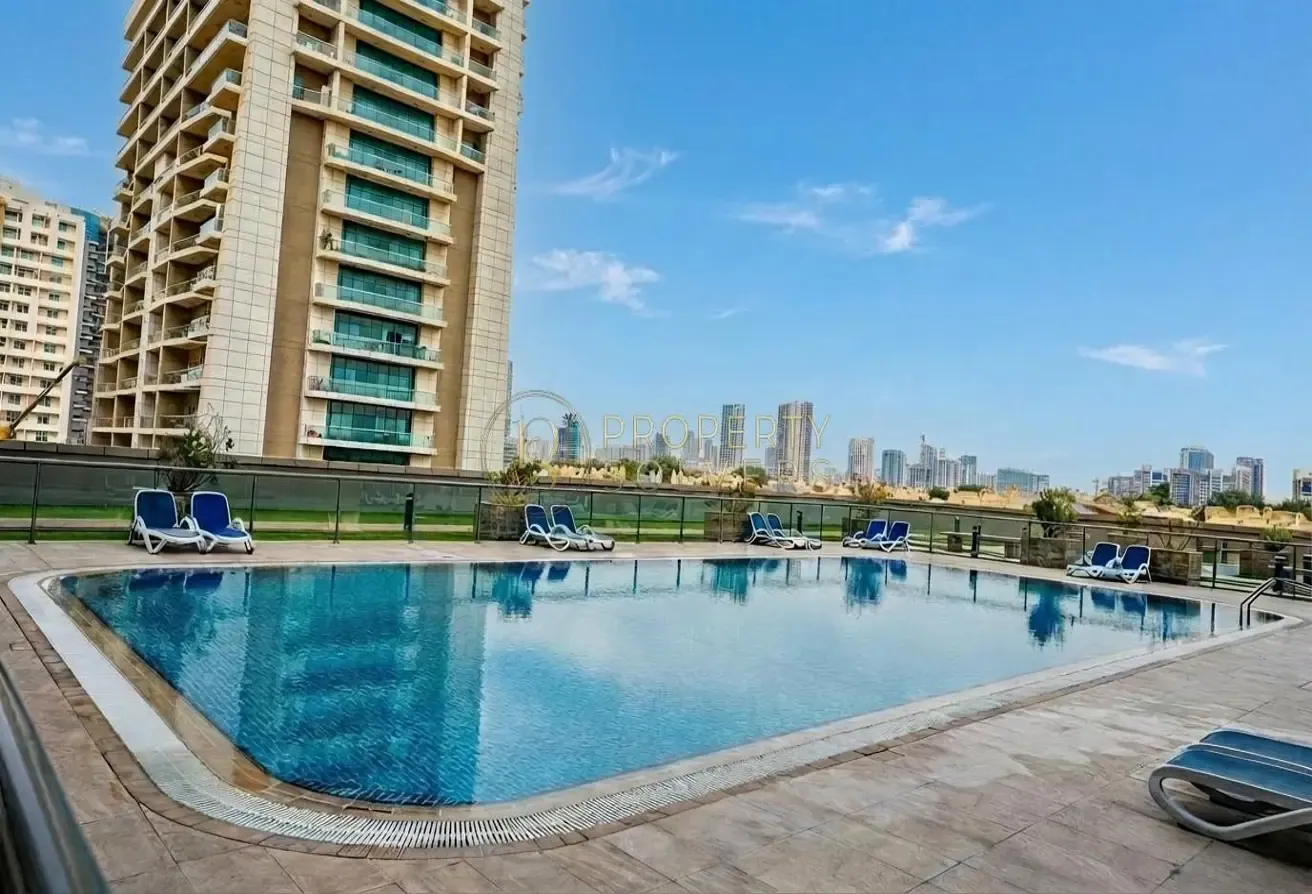 Stunning Golf View | Exclusive | Very Accessible