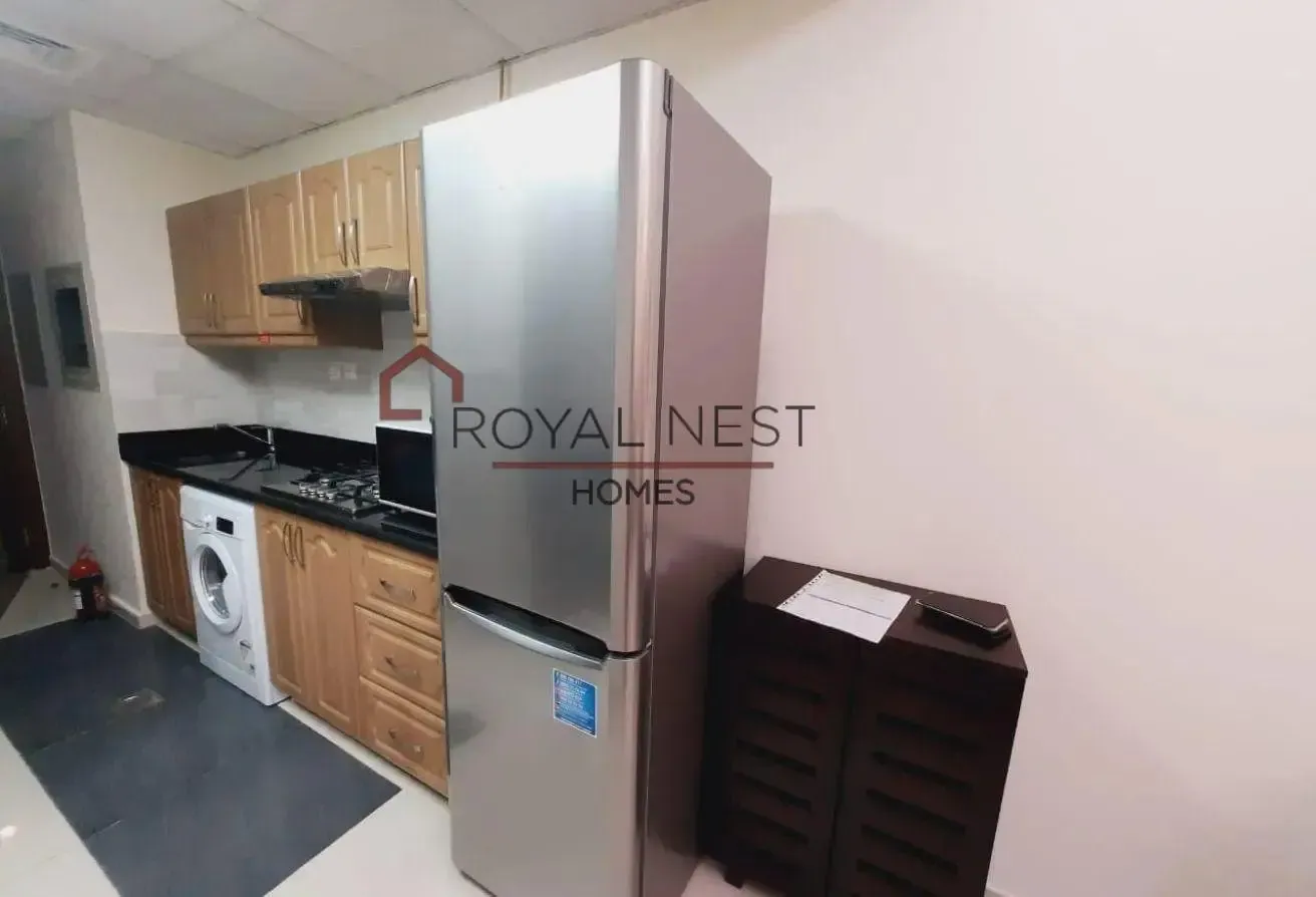 Fully Furnished | Huge Layout | Vacant