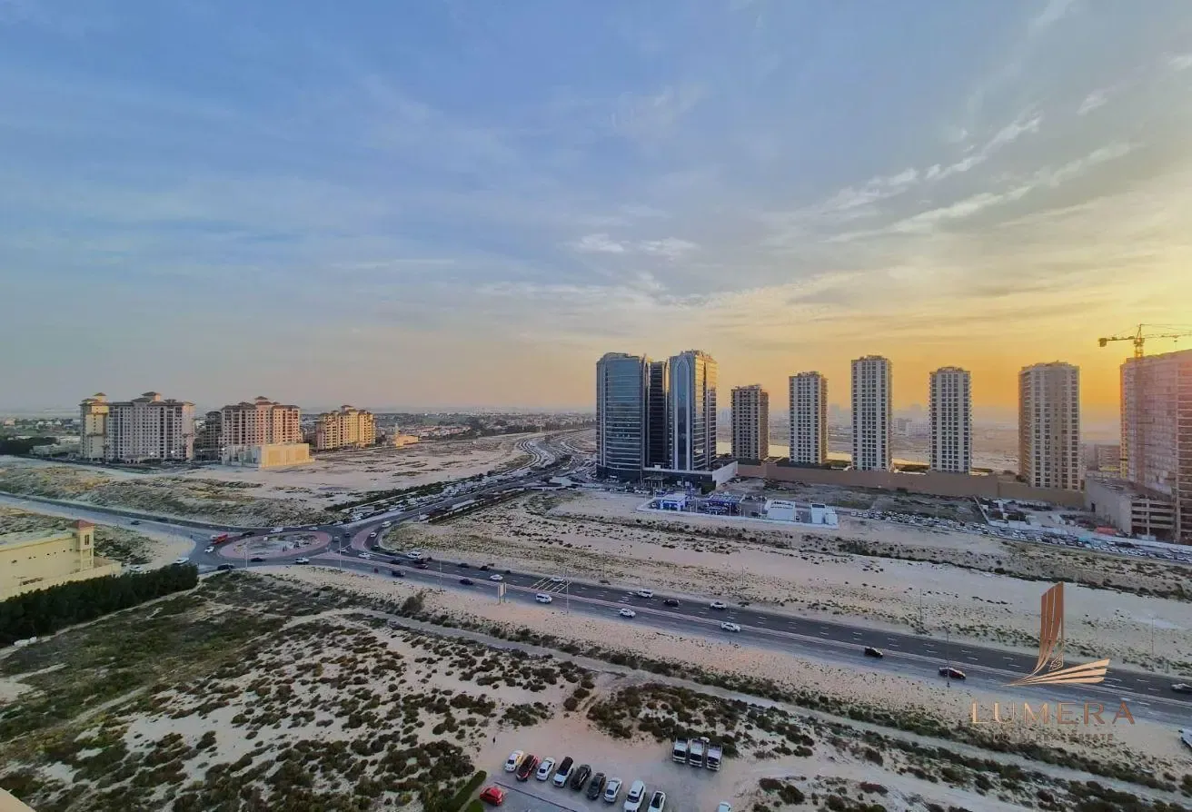 High Floor | Furnished |Community and Skyline View