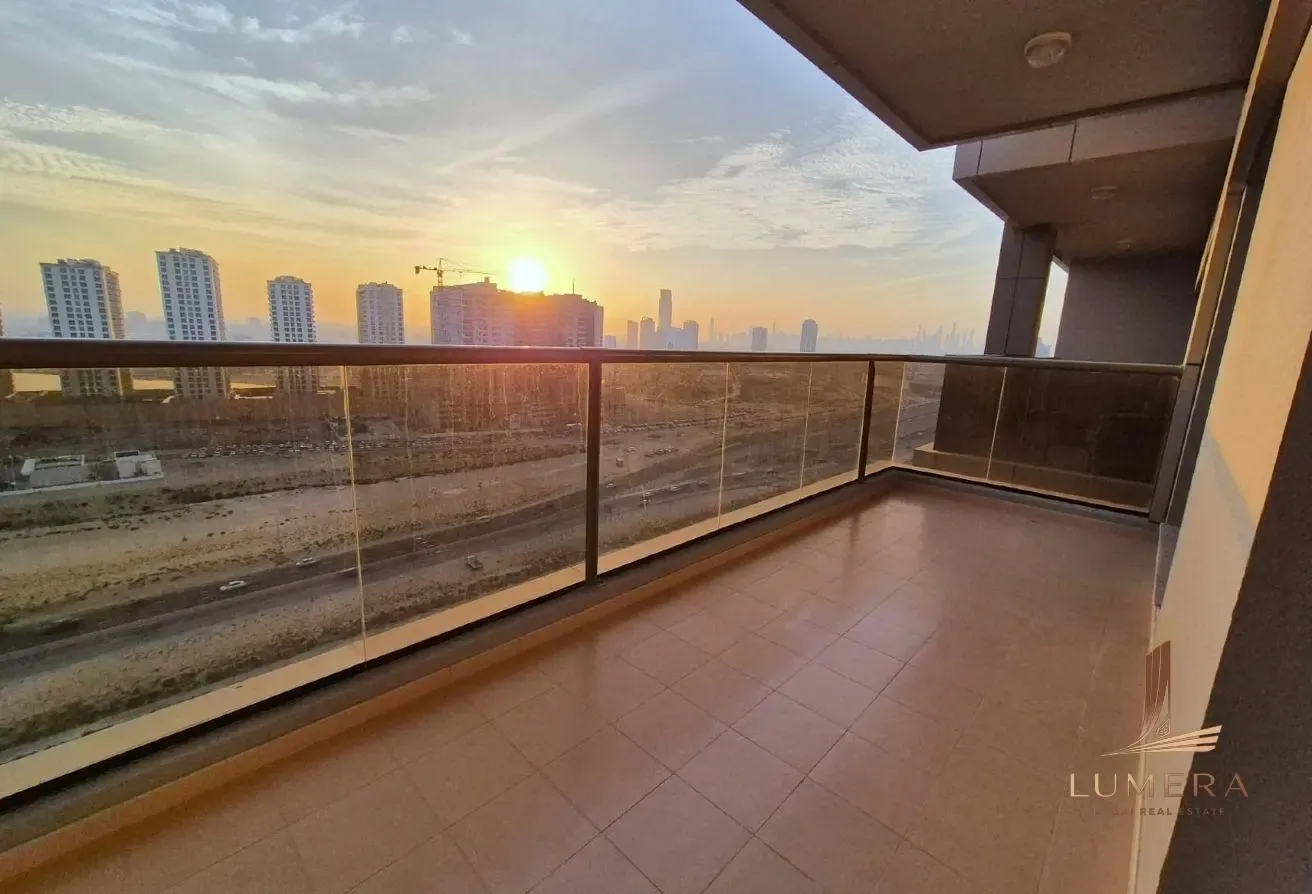 High Floor | Furnished |Community and Skyline View