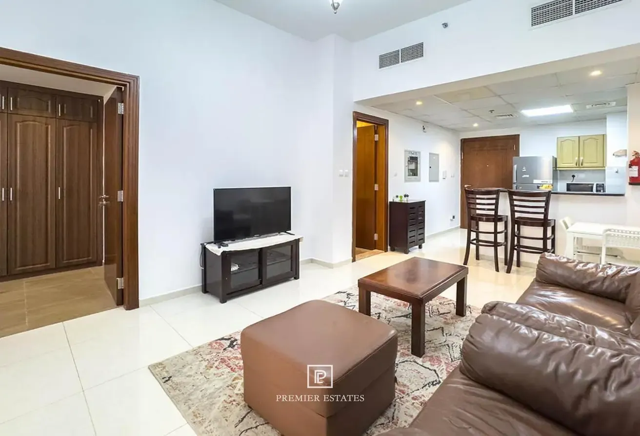 Vacant | Golf Course & Pool View | Prime Location