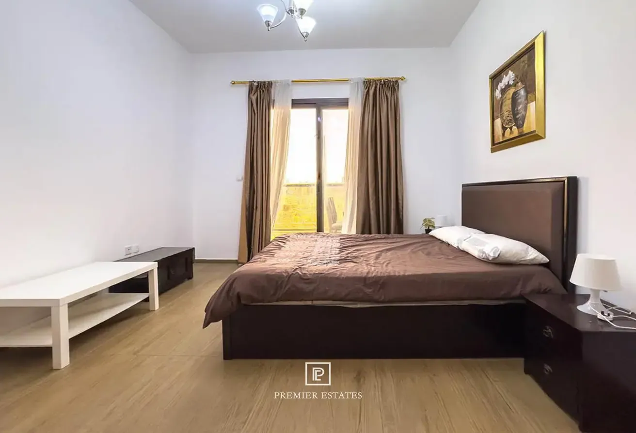Vacant | Golf Course & Pool View | Prime Location