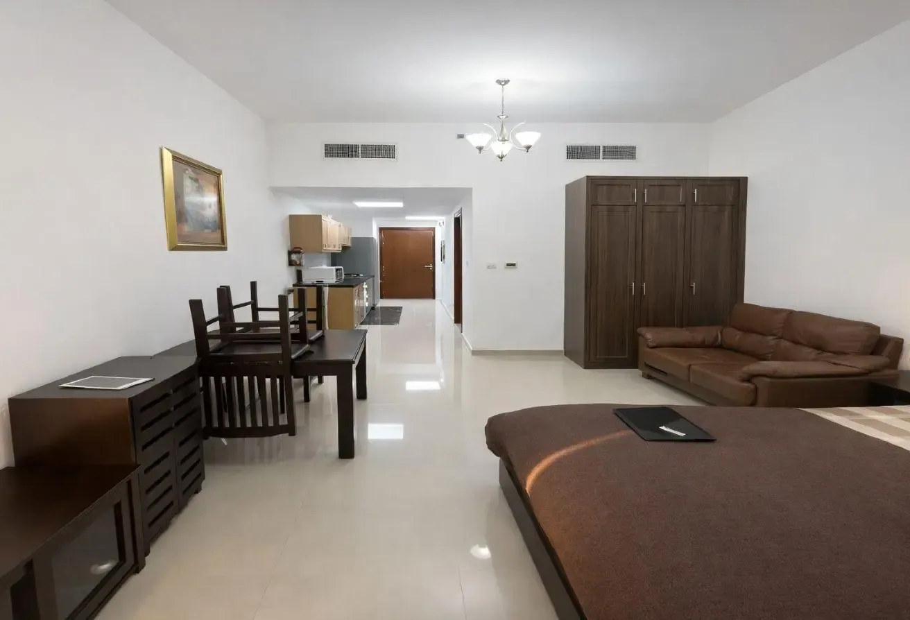 STUDIO | FULLY FURNISHED | PRIME LOCATION