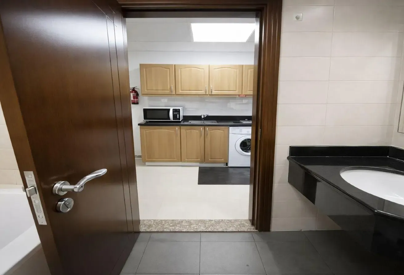 STUDIO | FULLY FURNISHED | PRIME LOCATION