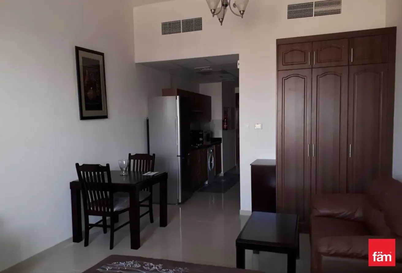 Spacious Studio | Great Investment | Tenanted