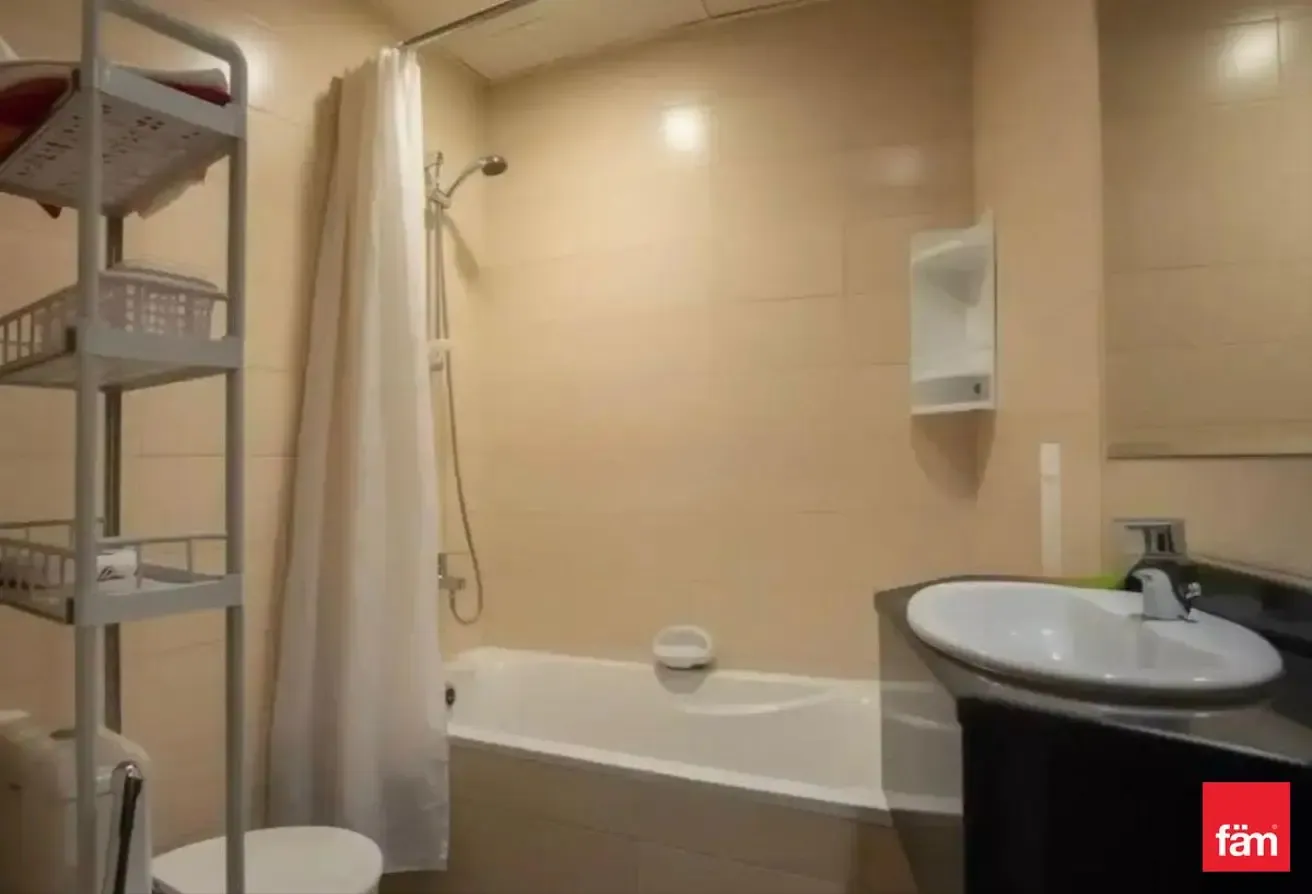 Spacious Studio | Great Investment | Tenanted