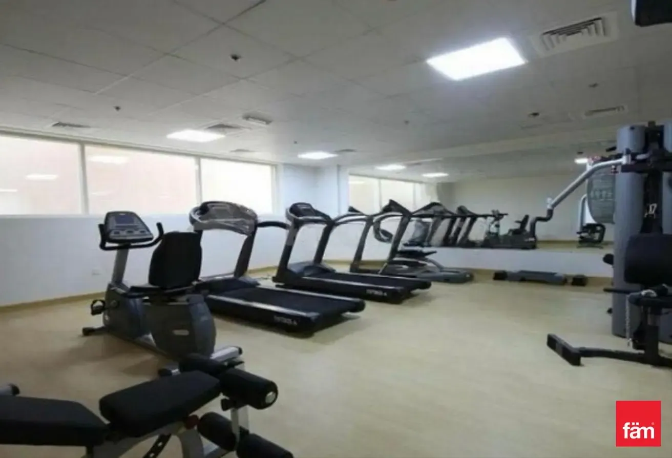 Spacious Studio | Great Investment | Tenanted