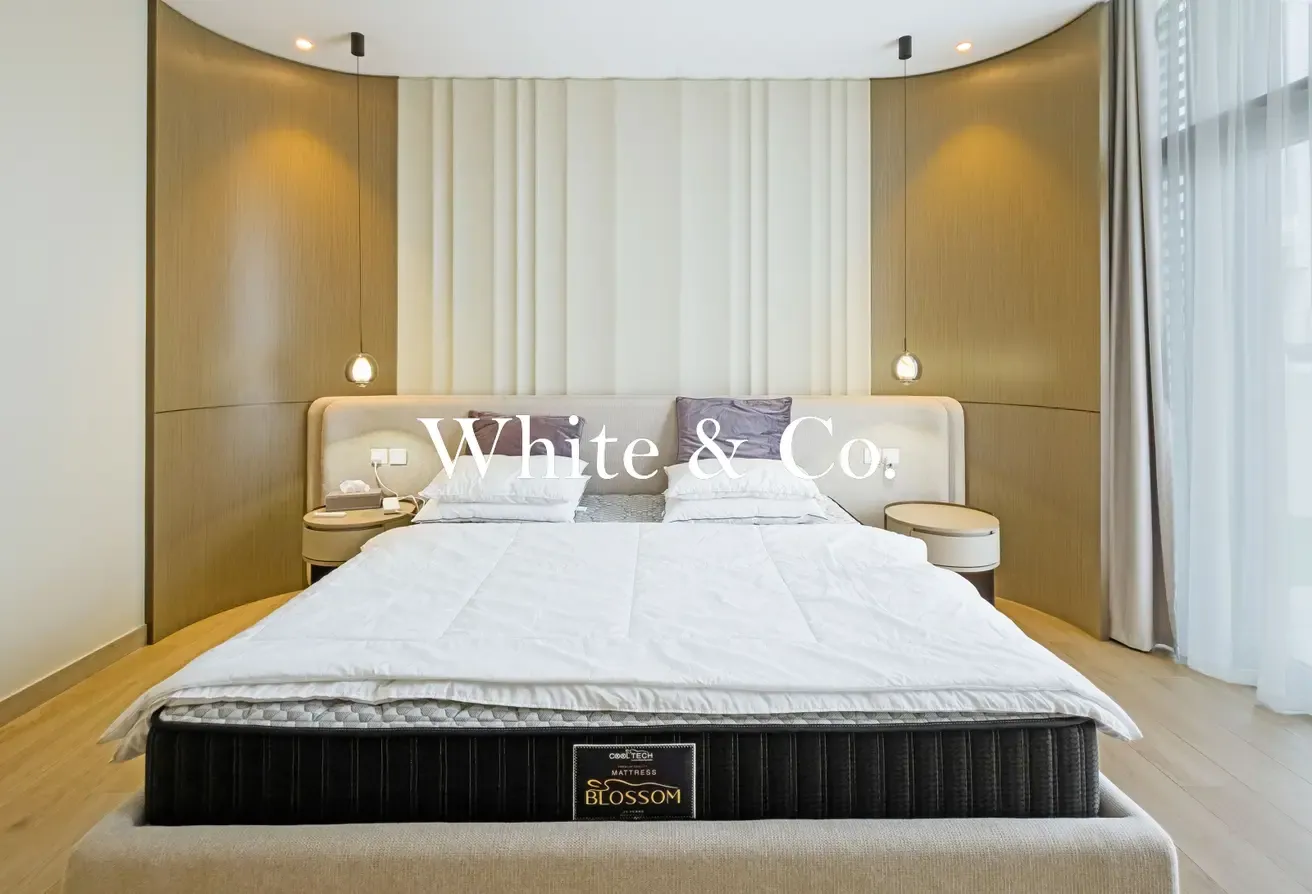 Fully Upgraded | 5 Bedroom | Corner Plot