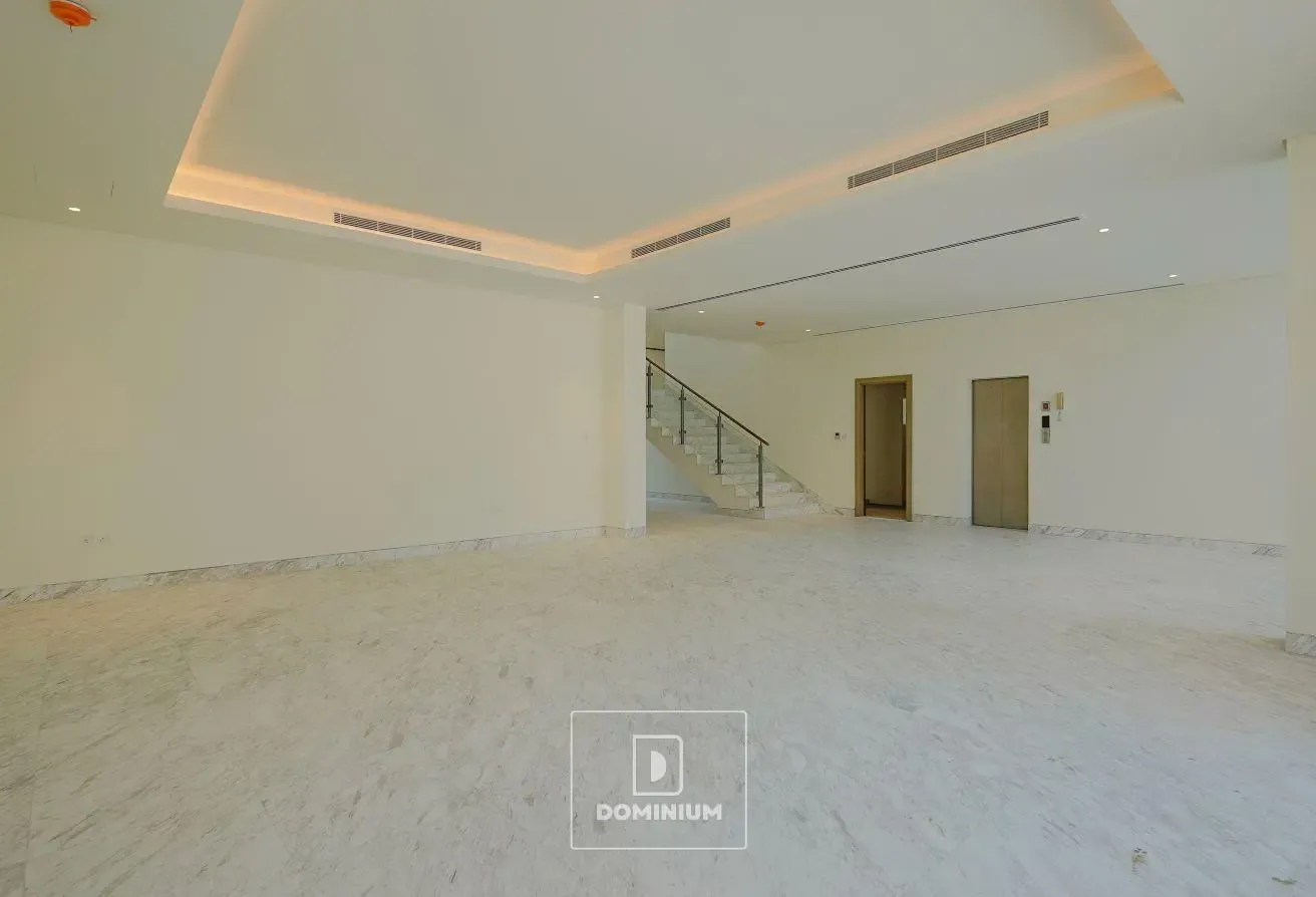 5BR CONTEMPORARY | SINGLE ROW | VASTU