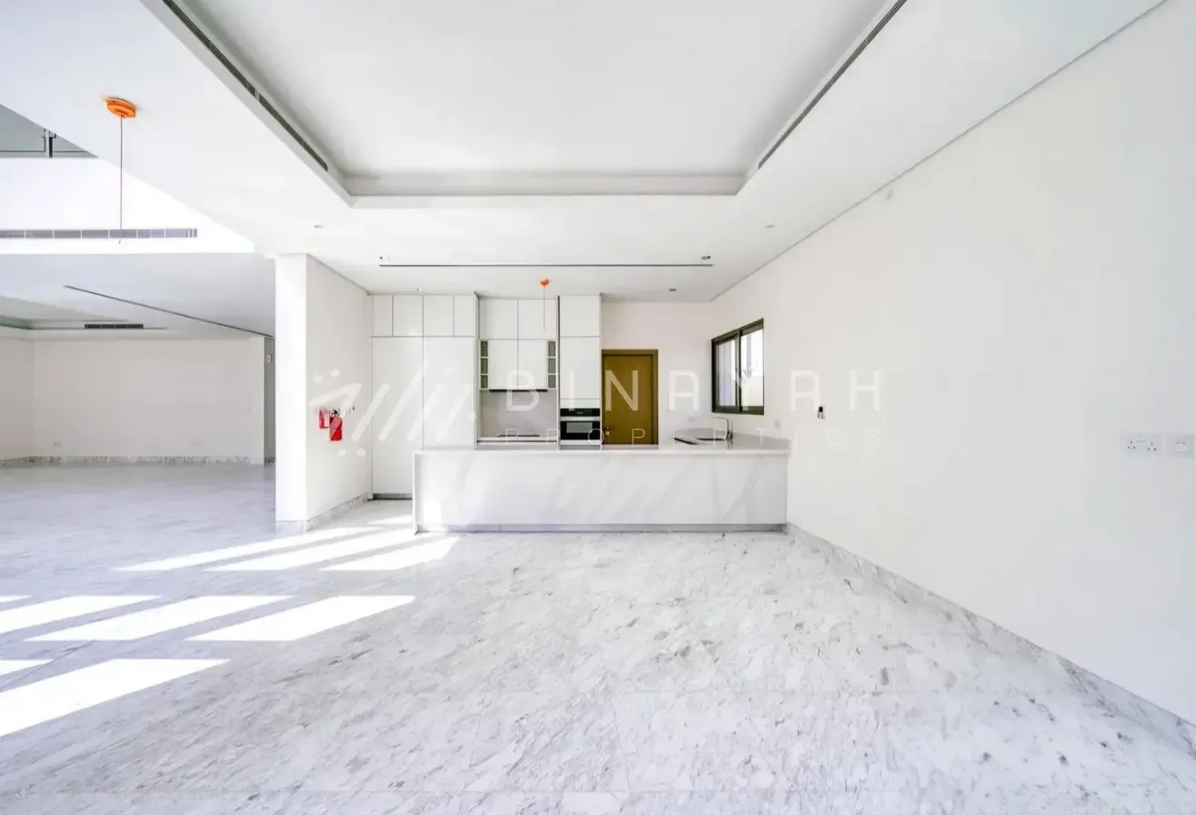 5 BEDROOM | VILLA | GENUINE RESALE