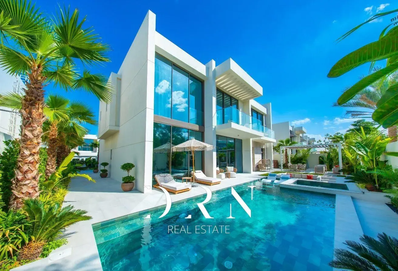 VASTU COMPLIANCE | UPGRADED VILLA | PARK FACING