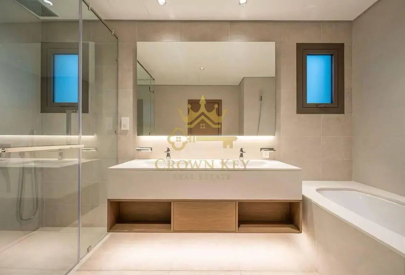 5BR Villa | Pool & Burj Views | District One P3