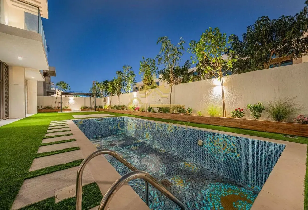 5BR Villa | Pool & Burj Views | District One P3