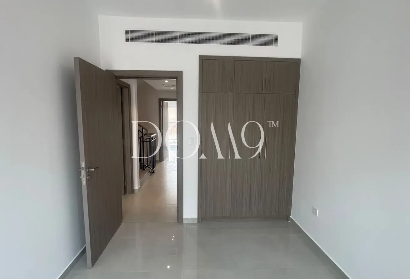 Ready July 2026 | Middle unit | Genuine Resale