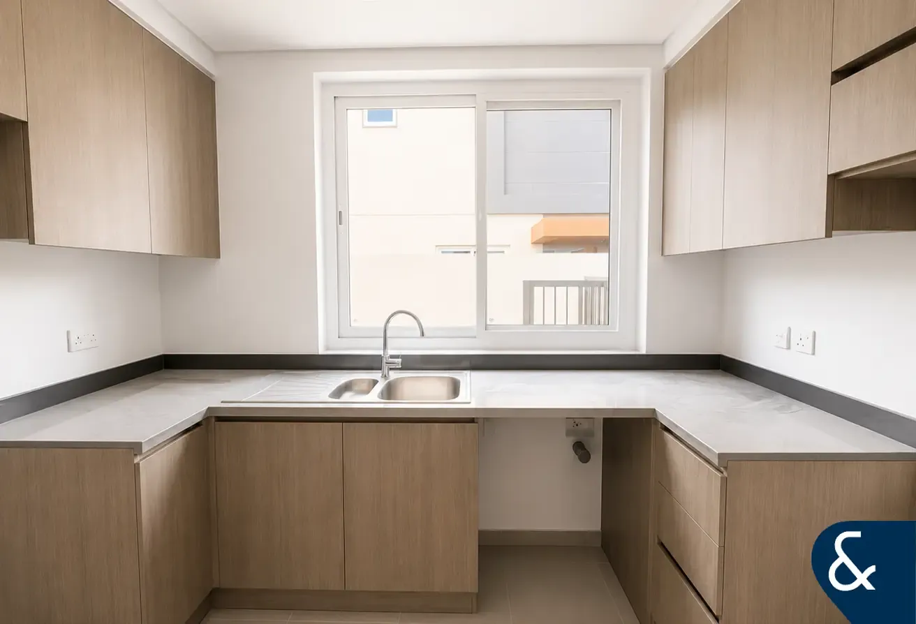 Large Plot | Vacant | Brand New | Best Value
