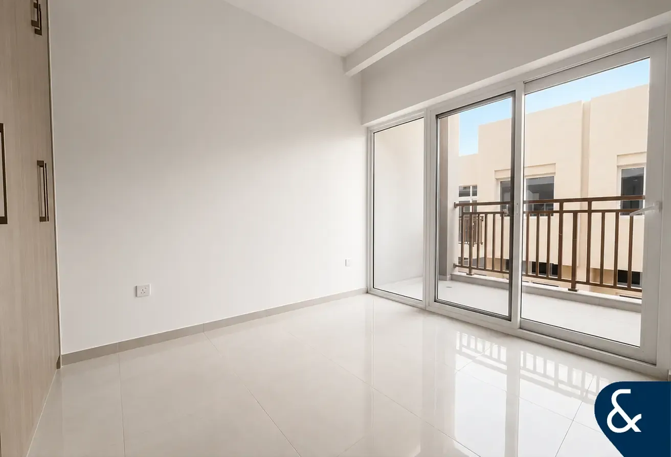 Large Plot | Vacant | Brand New | Best Value