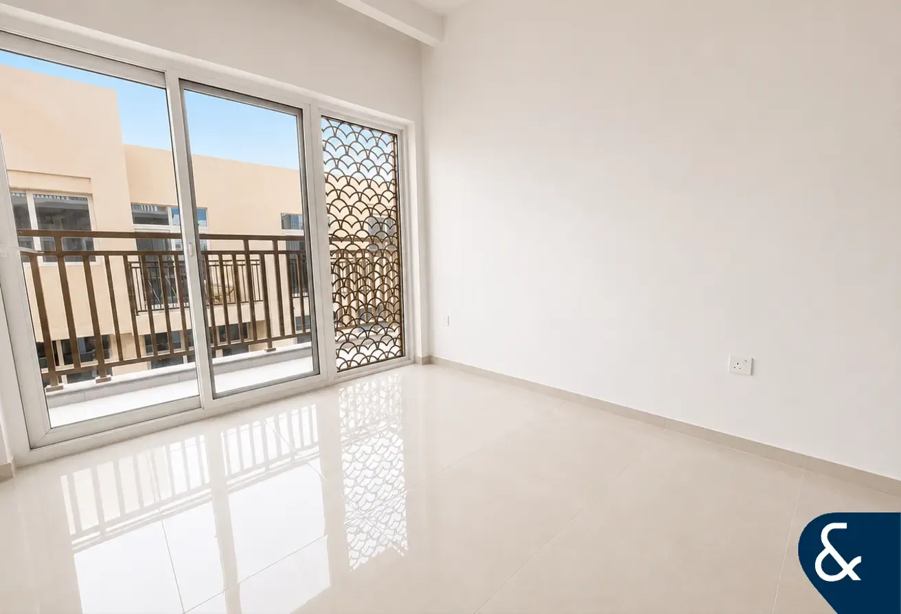 Large Plot | Vacant | Brand New | Best Value