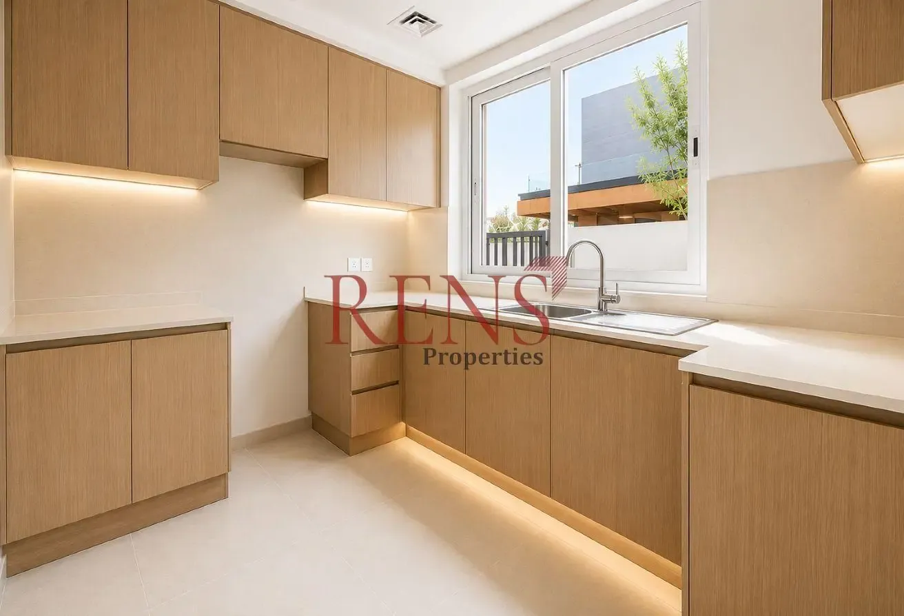 Spacious 4BR | Garden & Rooftop | Family Living