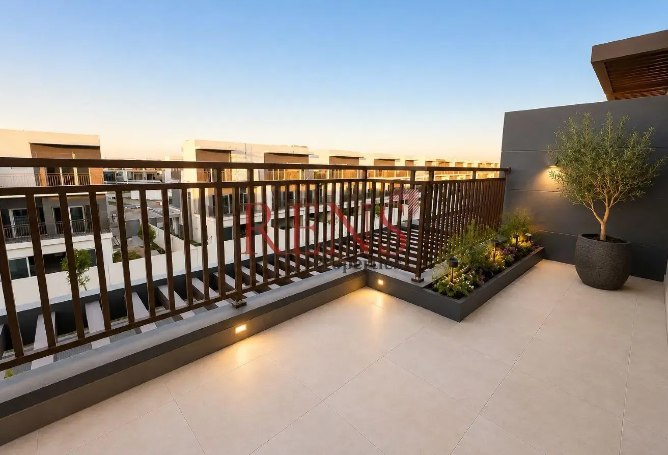 Spacious 4BR | Garden & Rooftop | Family Living