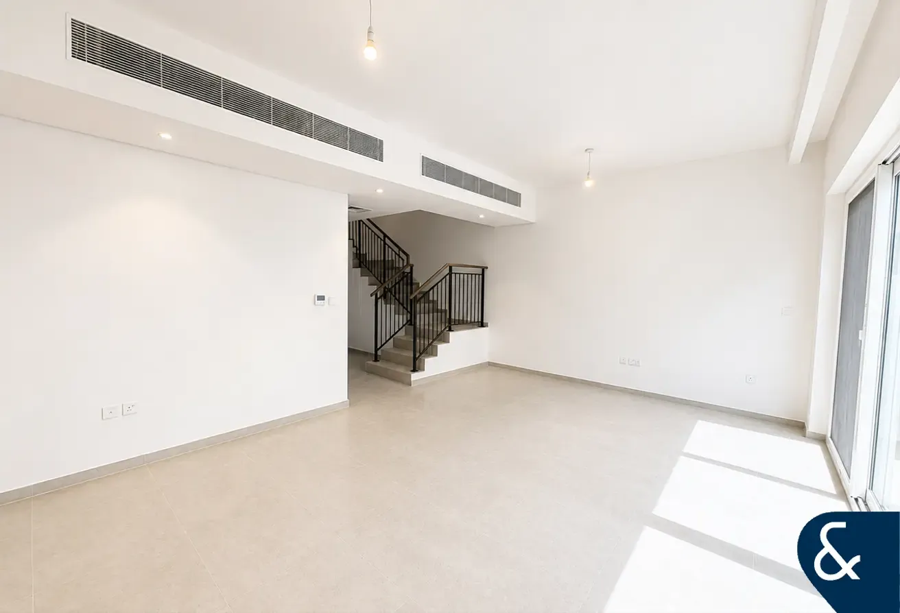 4 BR Townhouse | Brand New | Single Row