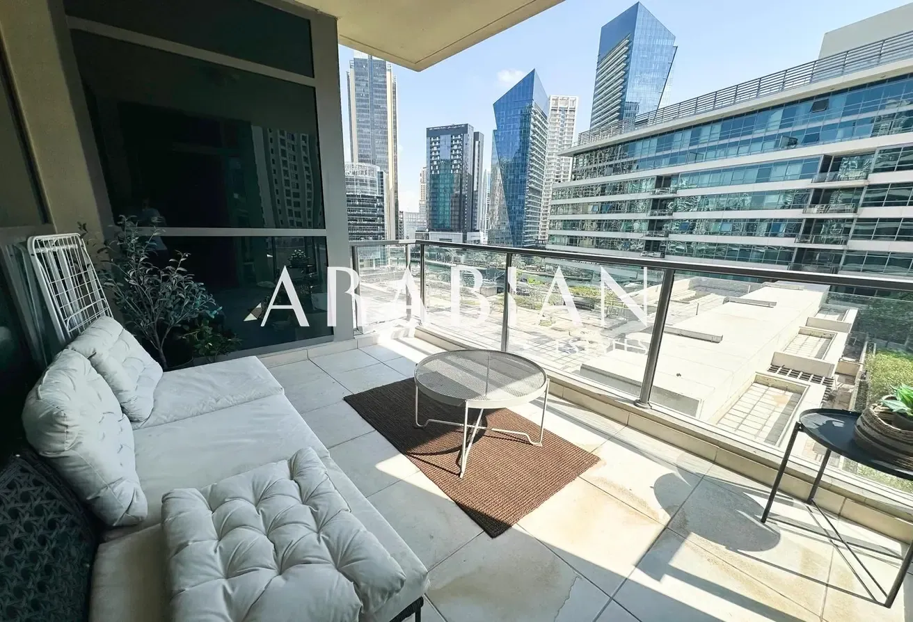 Marina View | Spacious | Vacant Soon | Unique