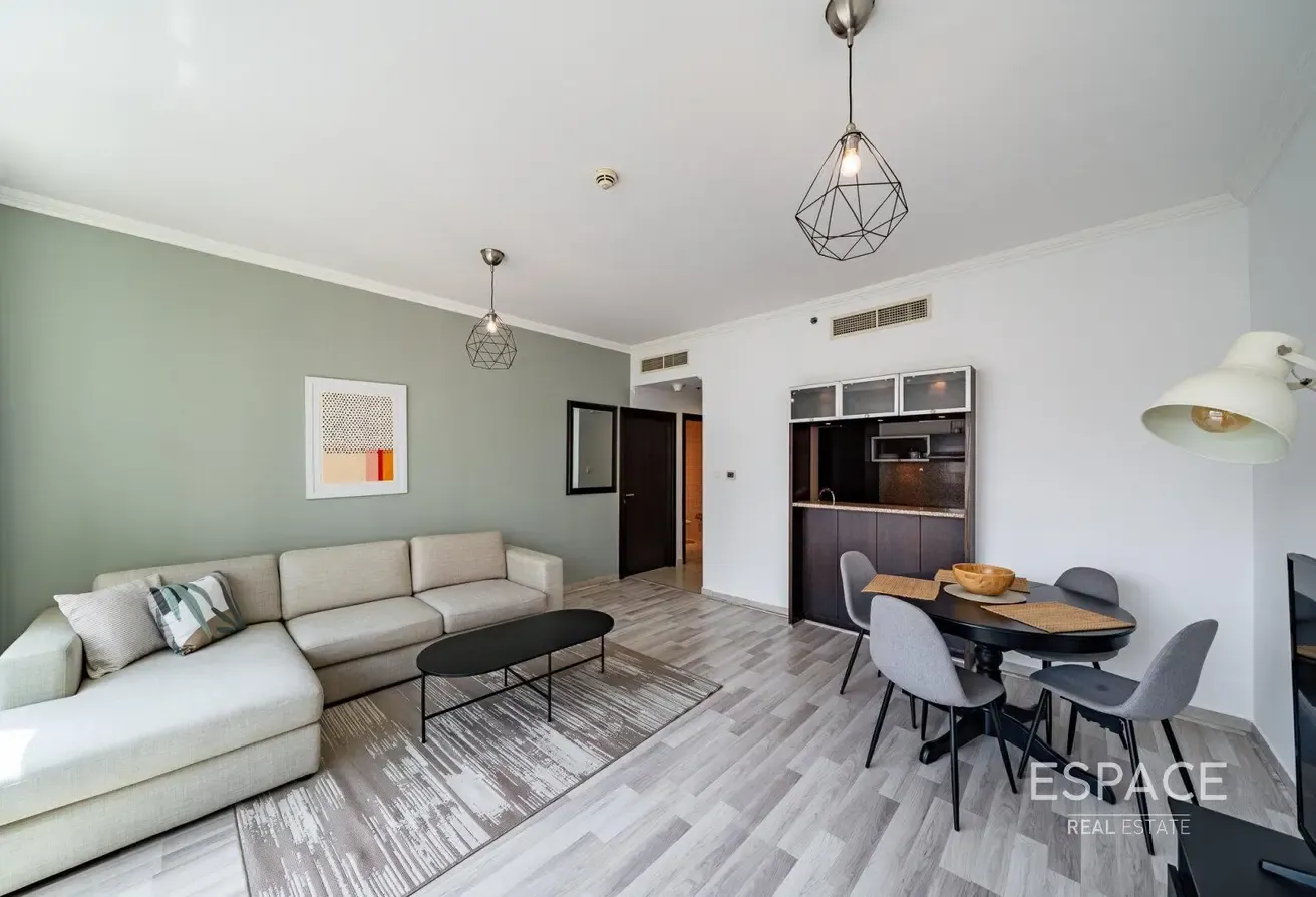 EMAAR |Vacant on Transfer| Prime Location