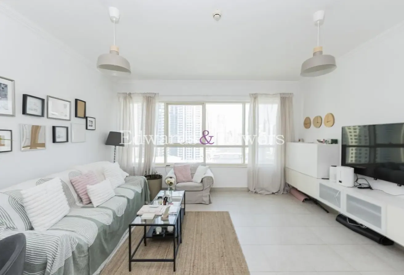 Exclusive | Upgraded | Full Marina View | Rented