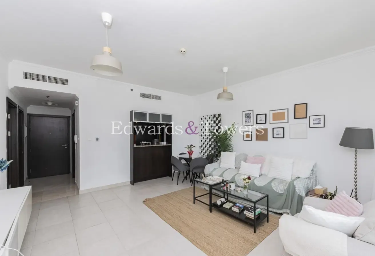 Exclusive | Upgraded | Full Marina View | Rented