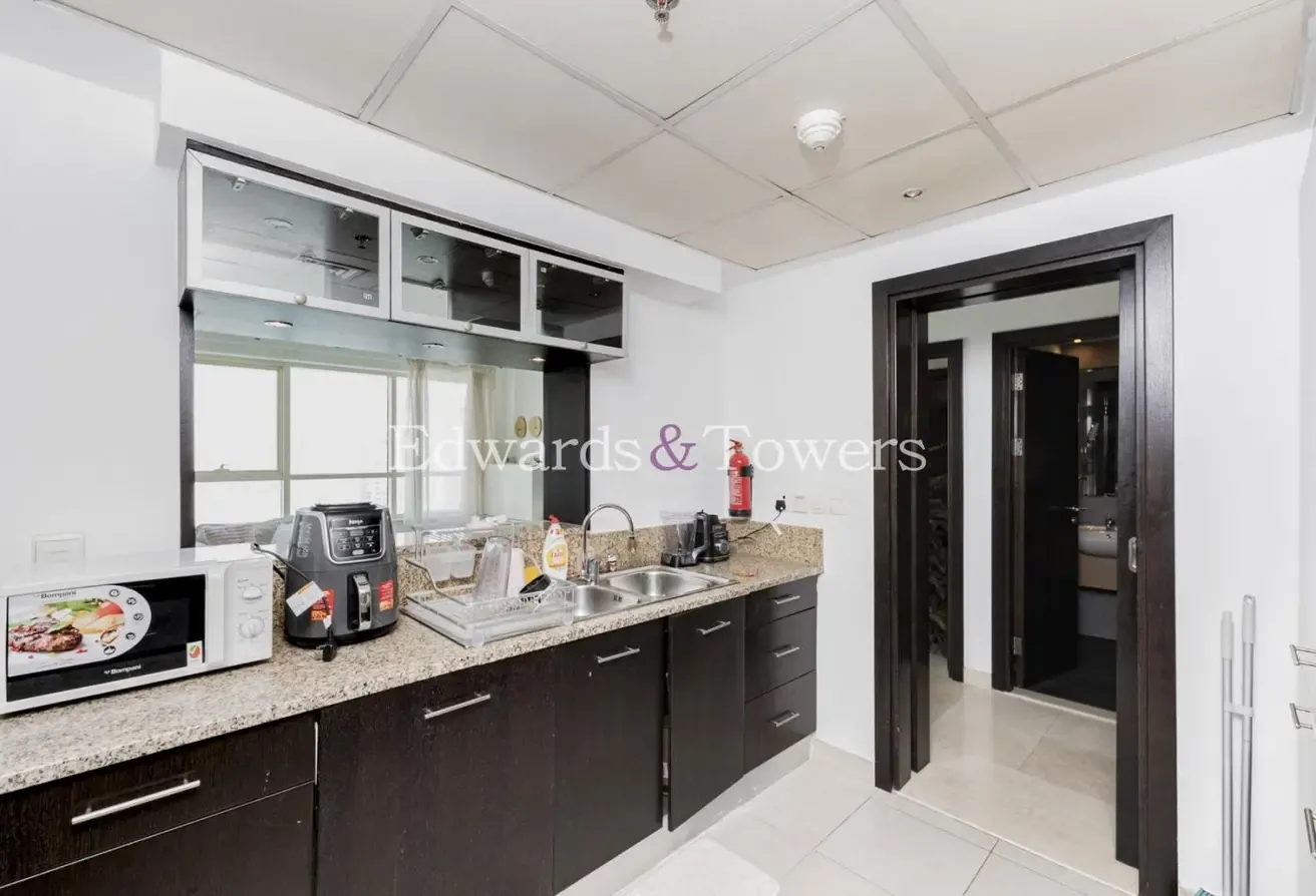 Exclusive | Upgraded | Full Marina View | Rented